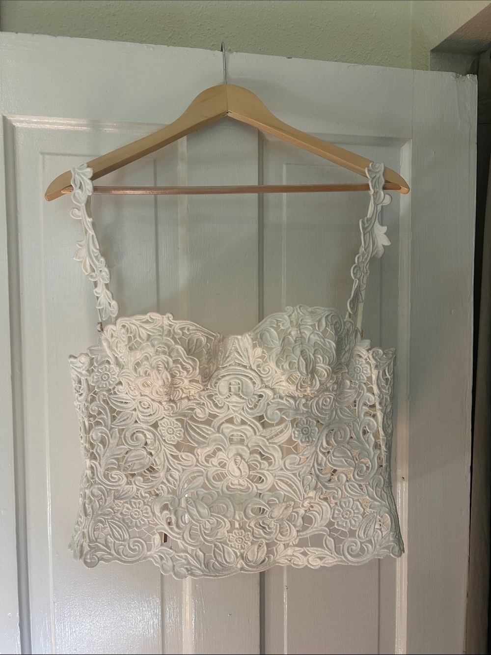 Cult Gaia Zaire Top size 2 off white ivory